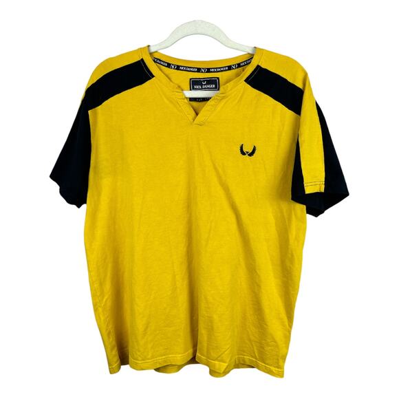 Men's Nick Danger V-Neck T-Shirt XL Colorblock Yellow Black Short Sleeve Casual - Picture 1 of 5
